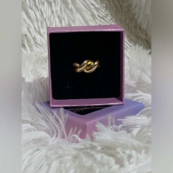 925 Sterling Silver Twist Rings. One size. - Picture 3 of 8